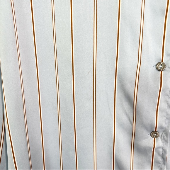 Hello Nite! Revolve Satin Pinstripe Long Sleeve Button Down Pajama Top Size S - Picture 7 of 7